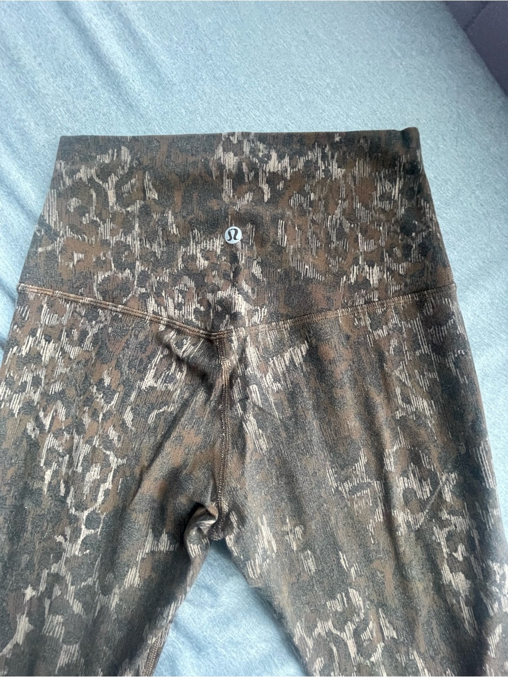 lululemon cheetah aligns